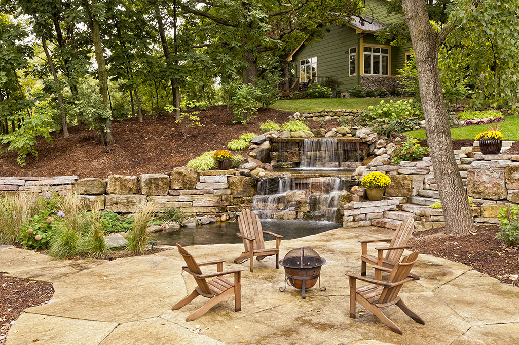 Country Lawn Care Inc Waterfall hardscaping